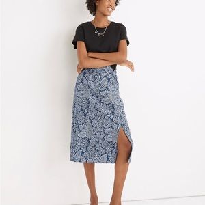 Madewell Linen-Blend Knotted Midi Skirt in Paisley Garden